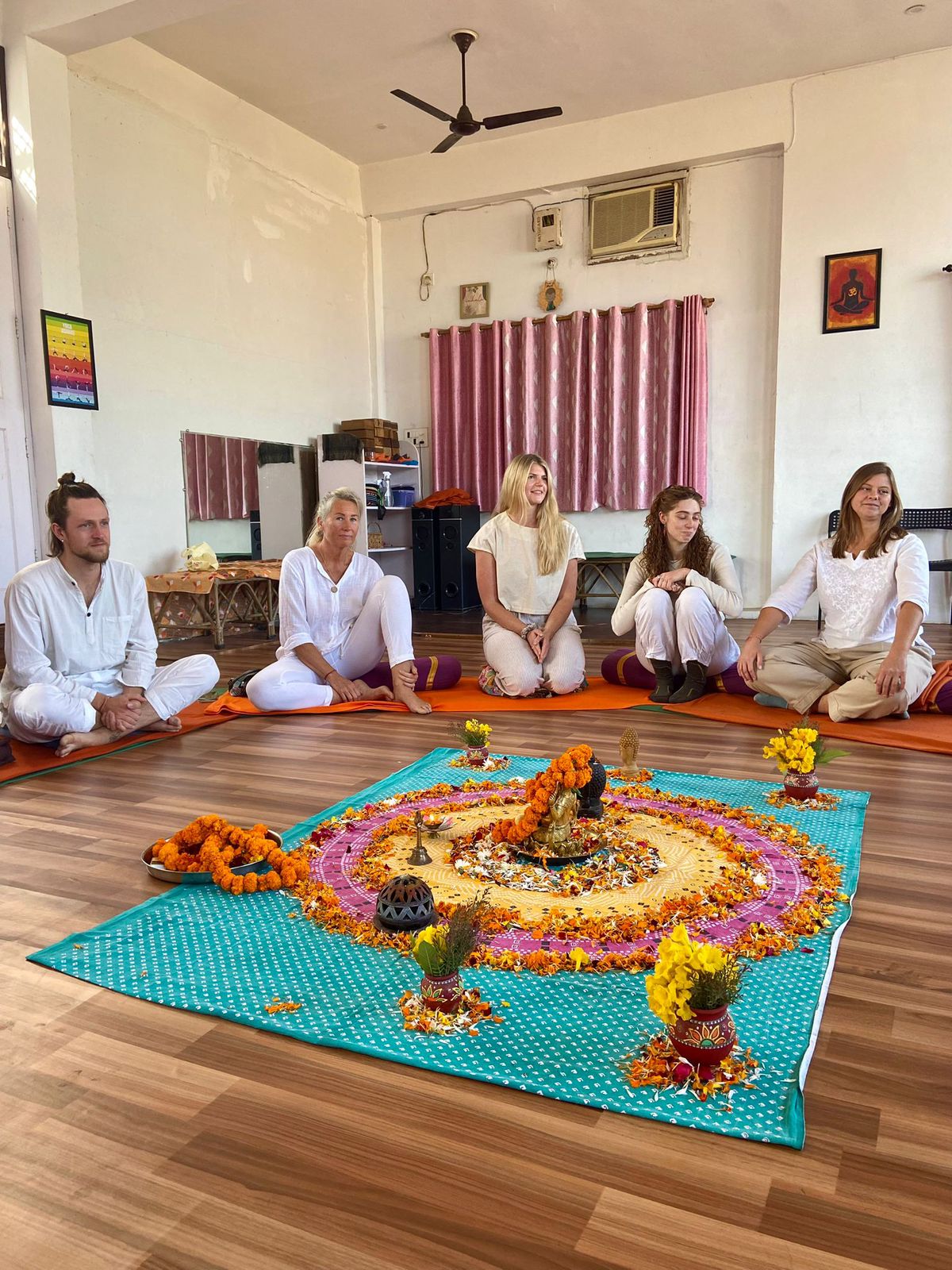Pratham Yoga Rishikesh Images